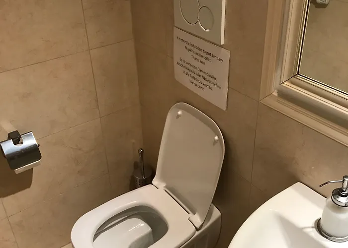 A Casa Di Giallo